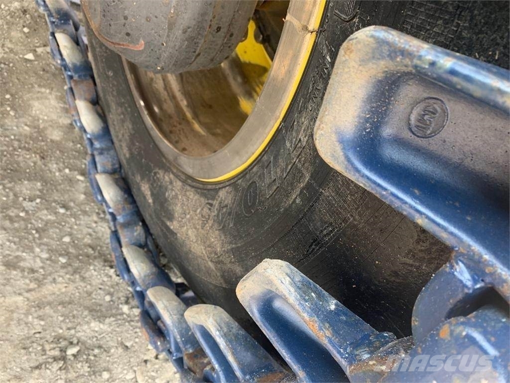 XL Traction Uni HD Single stud 750x26,5 F2 Lánctalpak, láncok és futóművek