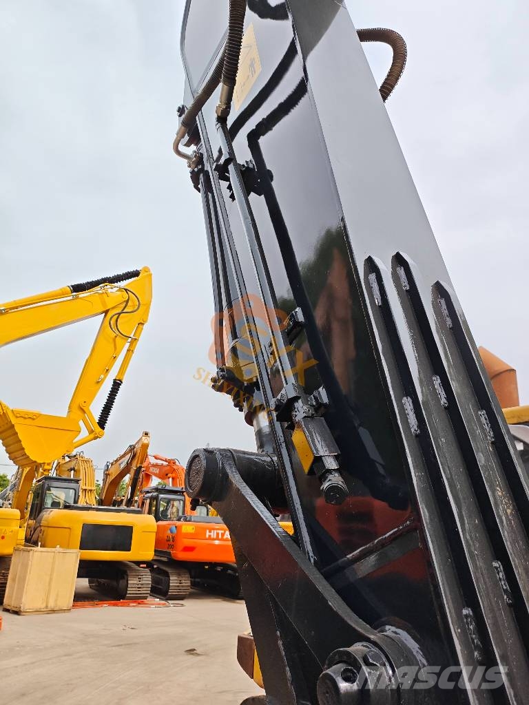 Hyundai 210W-9 Wheeled excavators