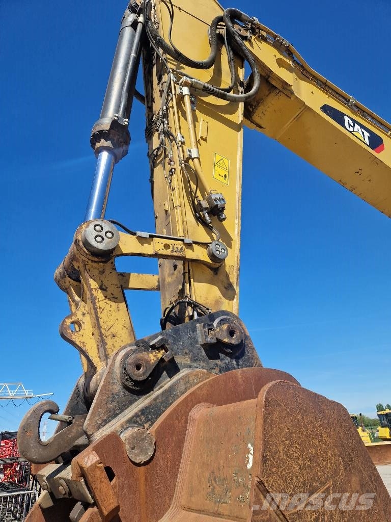 CAT 374FL Escavadeiras de esteiras