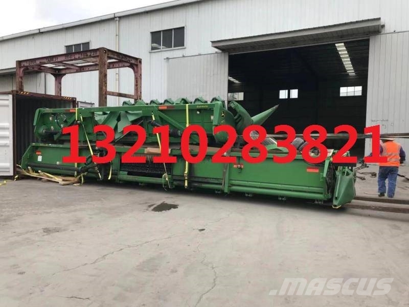 John Deere S680 Mähdrescher