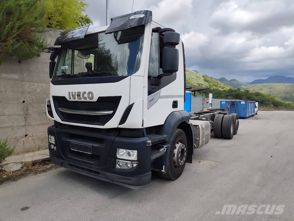 Iveco Stralis 260 S46 Vehicle transporters