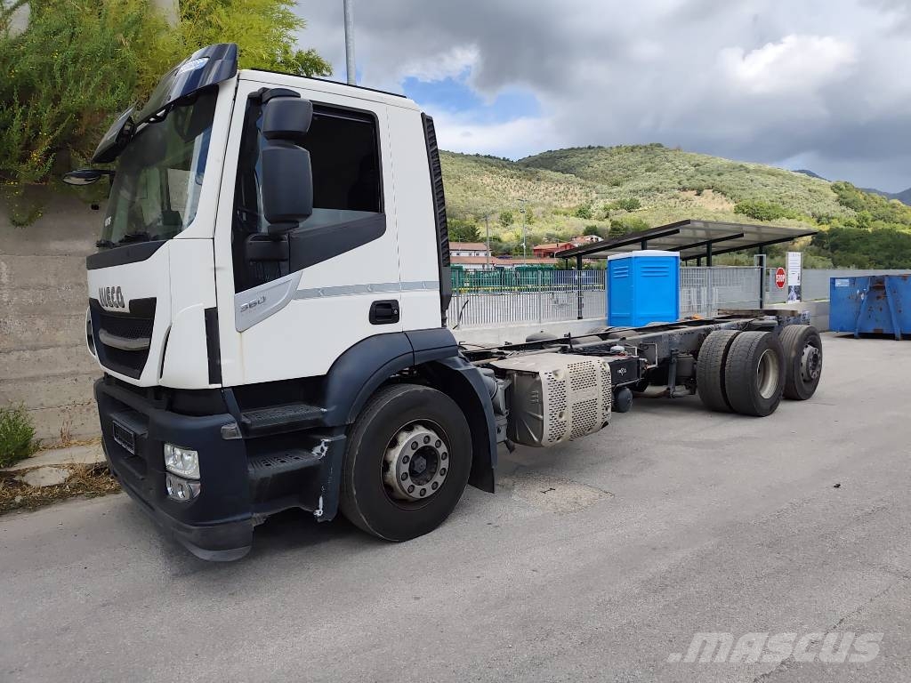 Iveco Stralis 260 S46 Vehicle transporters