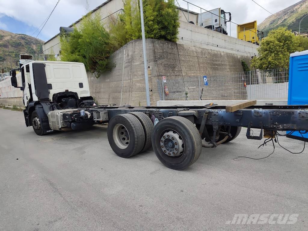 Iveco Stralis 260 S46 Vehicle transporters