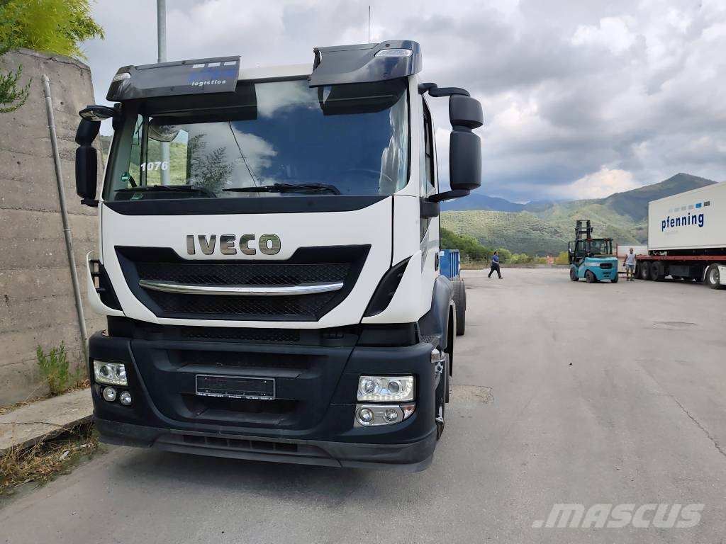 Iveco Stralis 260 S46 Vehicle transporters
