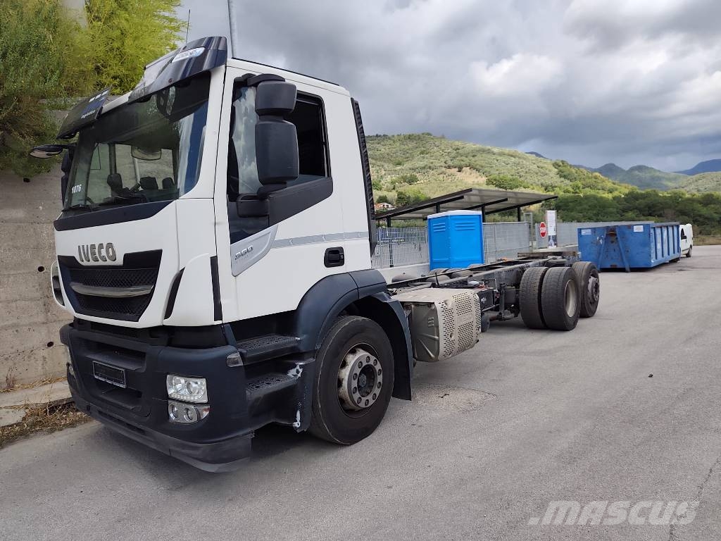 Iveco Stralis 260 S46 Vehicle transporters