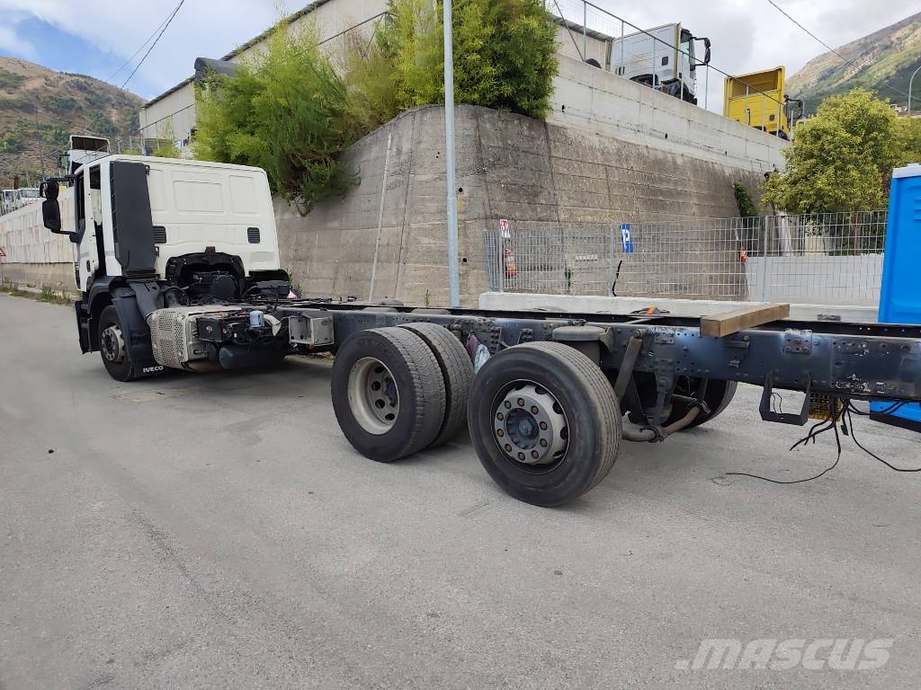 Iveco Stralis 260 S46 Vehicle transporters
