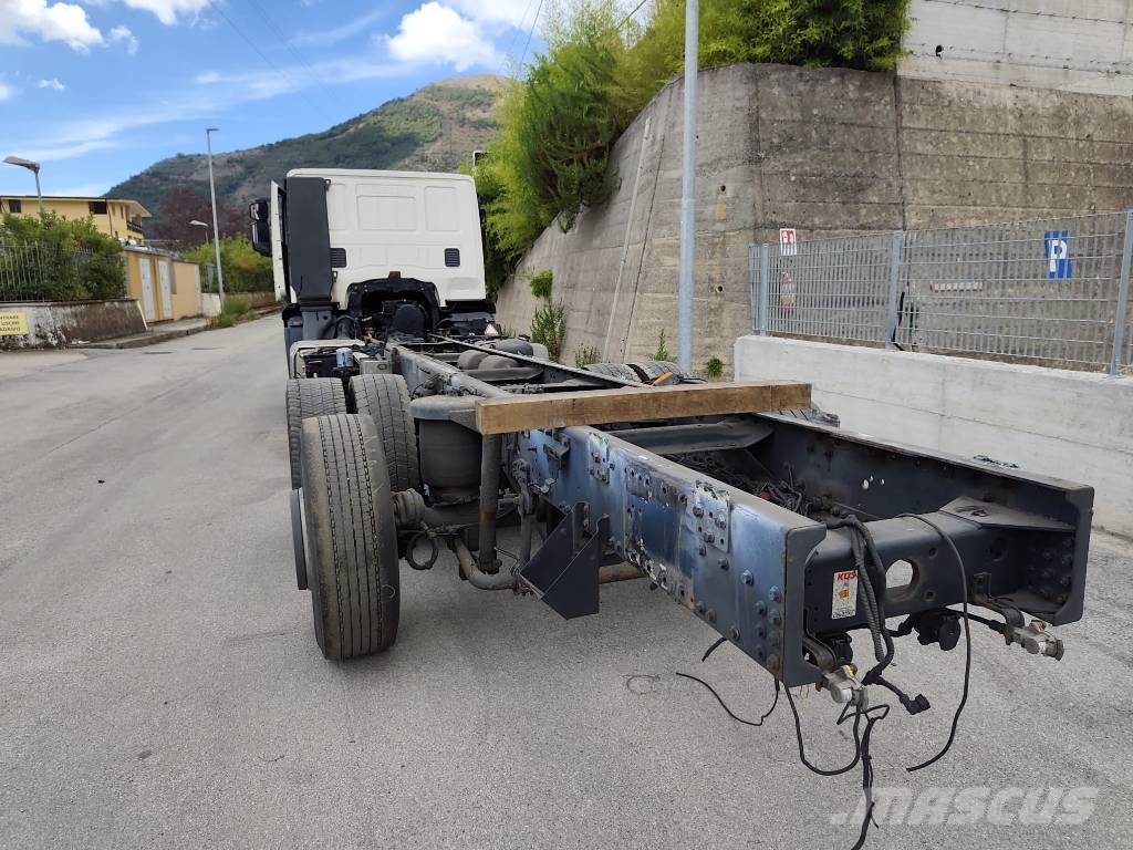 Iveco Stralis 260 S46 Vehicle transporters