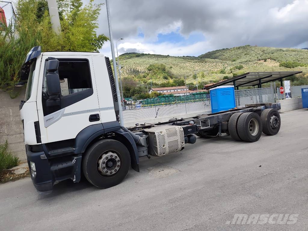 Iveco Stralis 260 S46 Vehicle transporters