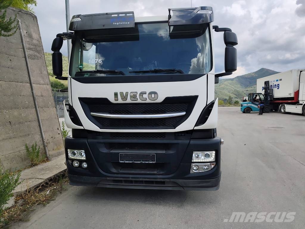 Iveco Stralis 260 S46 Vehicle transporters
