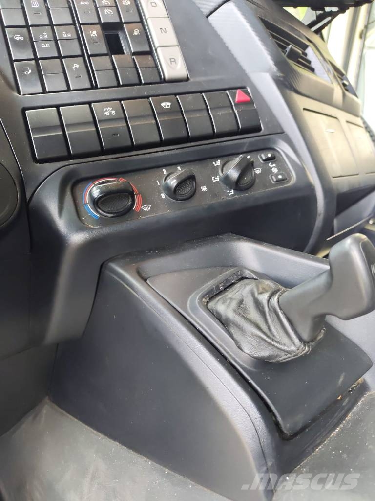 Iveco Stralis 260 S46 Vehicle transporters