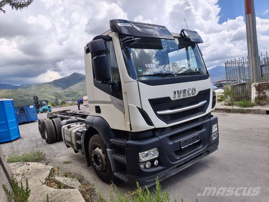 Iveco Stralis 260 S46 Vehicle transporters