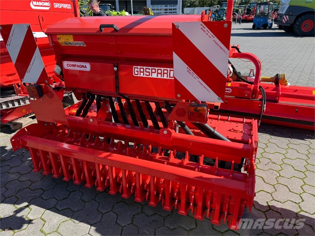 Maschio Delfino 2000 SCM + Compagna 1500 農業機械 -　その他