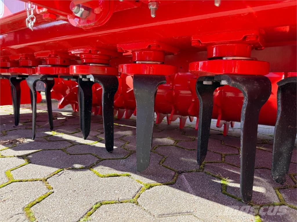 Maschio Delfino 2000 SCM + Compagna 1500 農業機械 -　その他