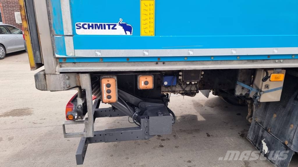 Volvo FM 340 Camiones con caja de remolque