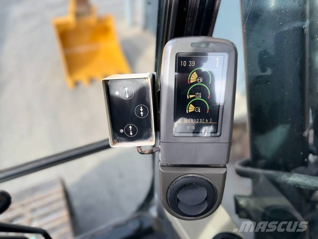 CAT 320D L Bageri guseničari