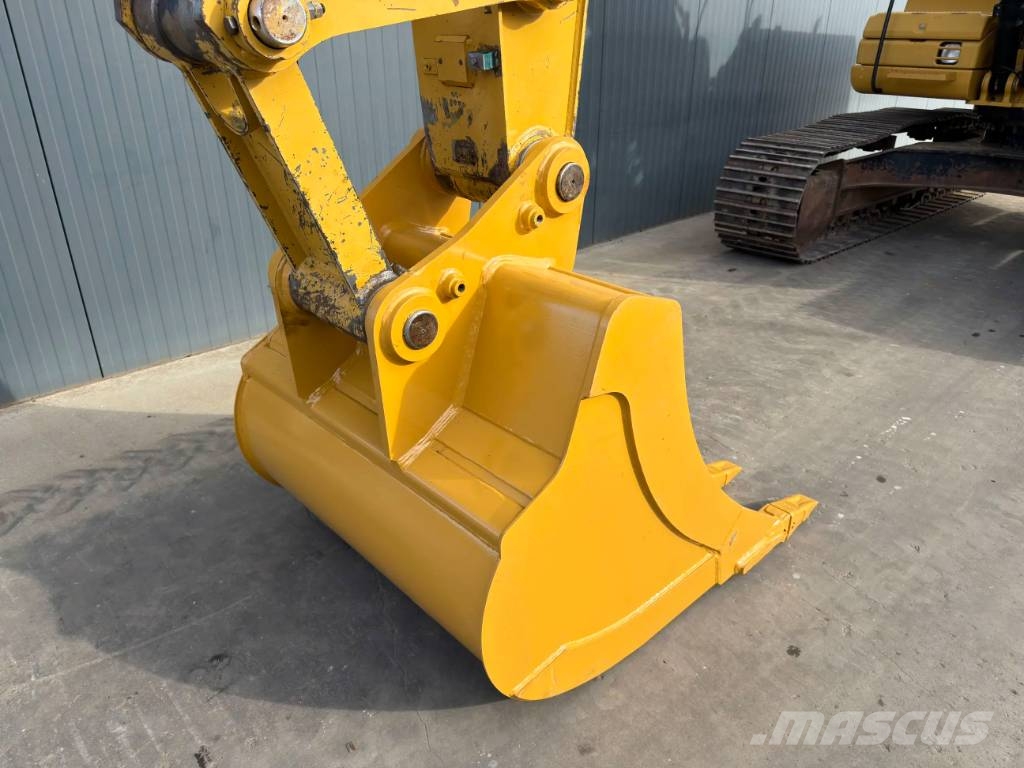 CAT 320D L Bageri guseničari