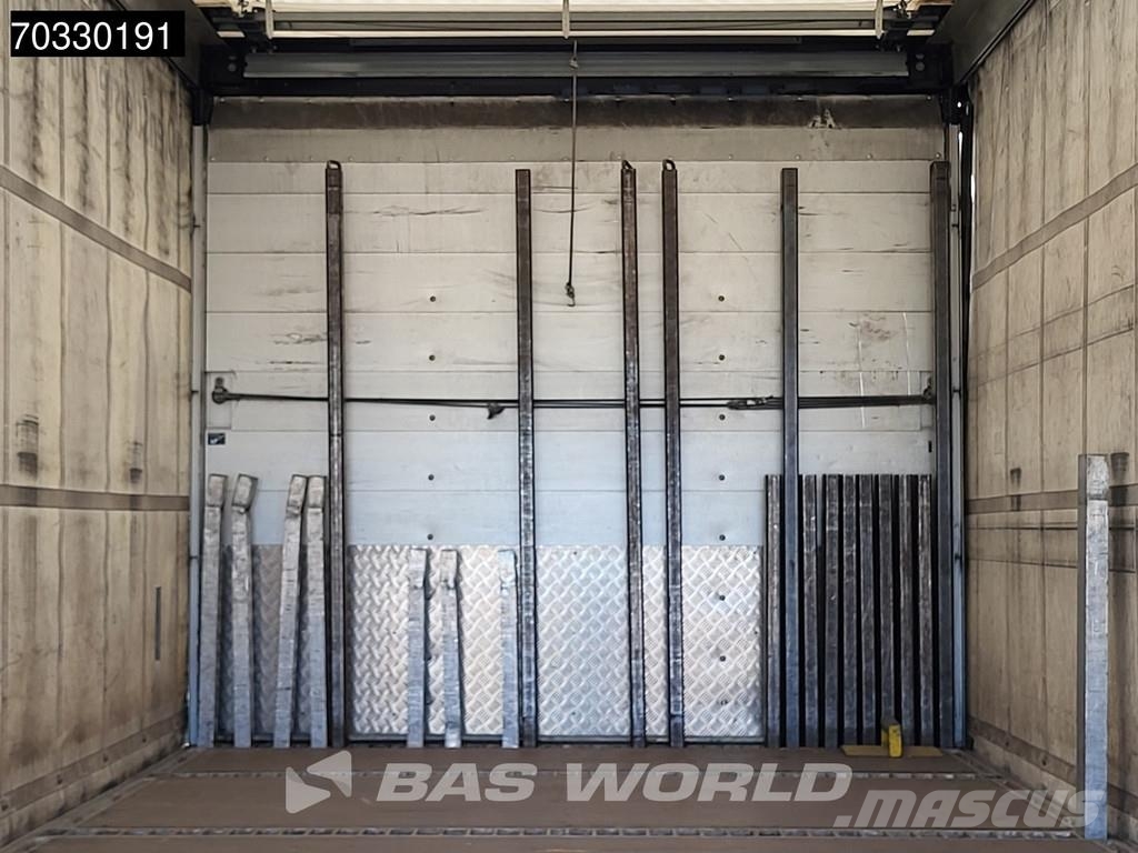 Volvo FM 420 6X2 Curtainsides 2500kg Ladebordwand Lift+s Camiones de caja de lona