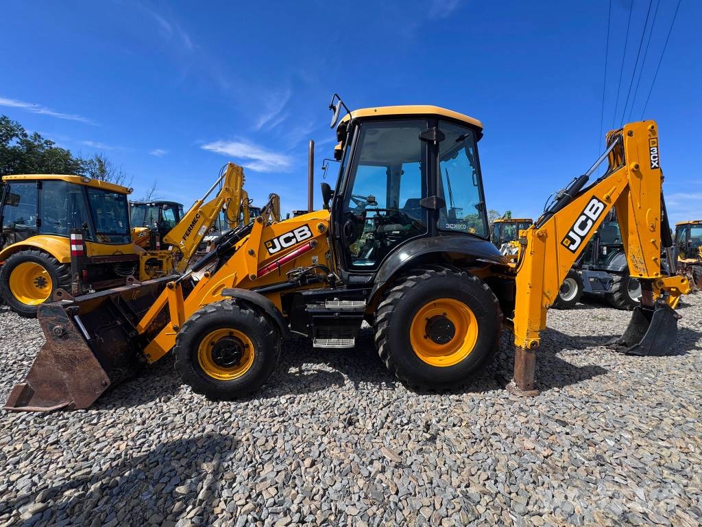 JCB 3 CX Kaivurikuormaajat