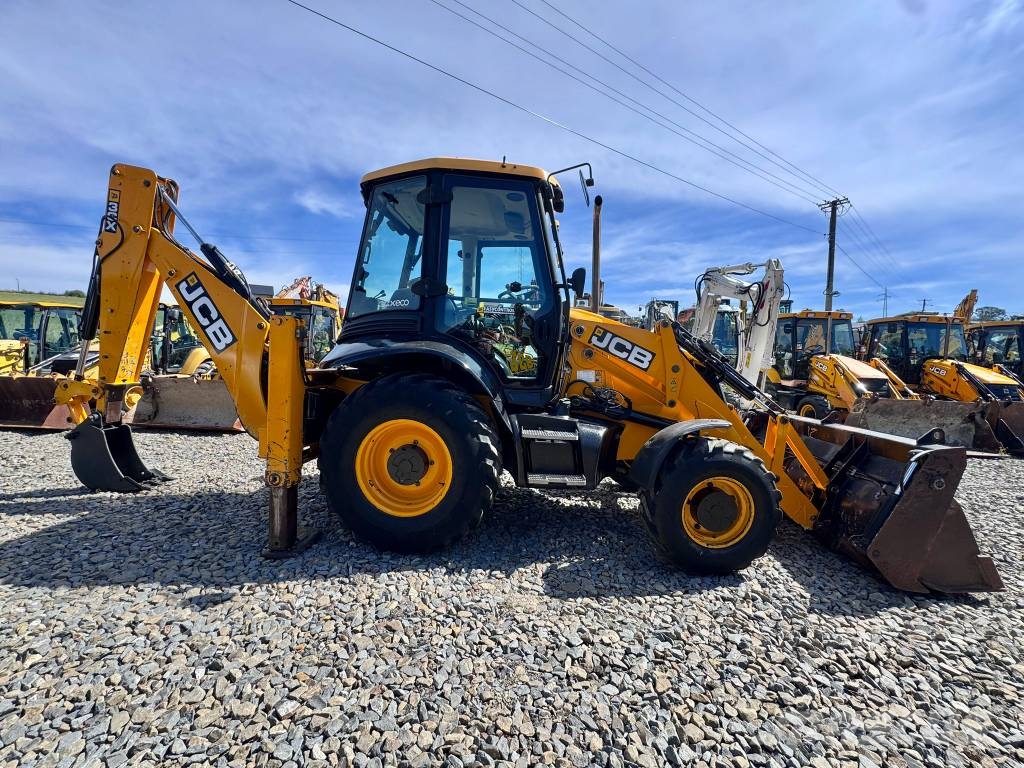 JCB 3 CX Kaivurikuormaajat