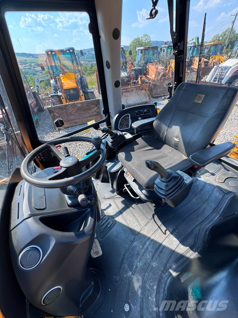 JCB 3 CX Kaivurikuormaajat