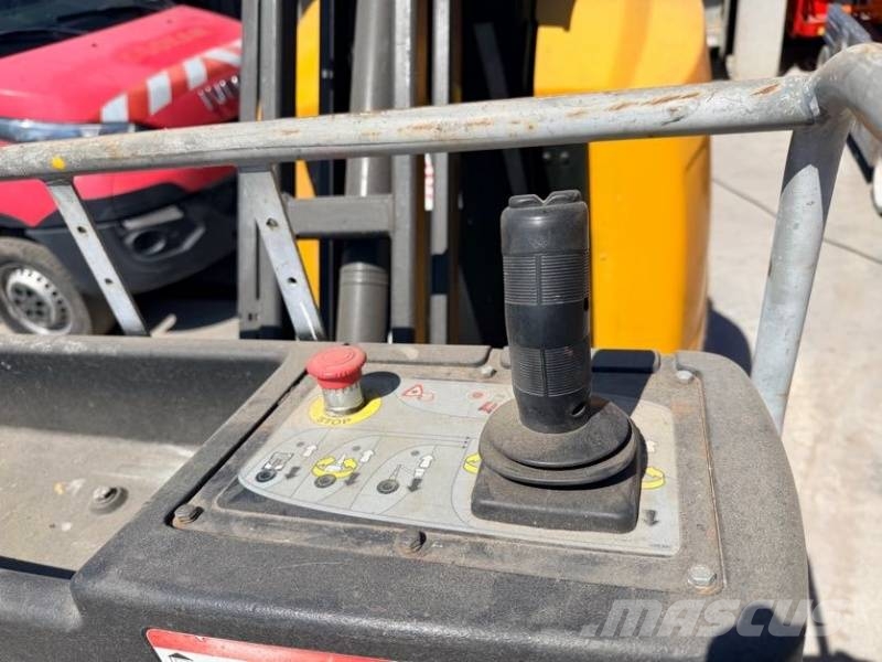 Manitou 100VJR Evolution - 9,9 m - electric Knikarmhoogwerkers
