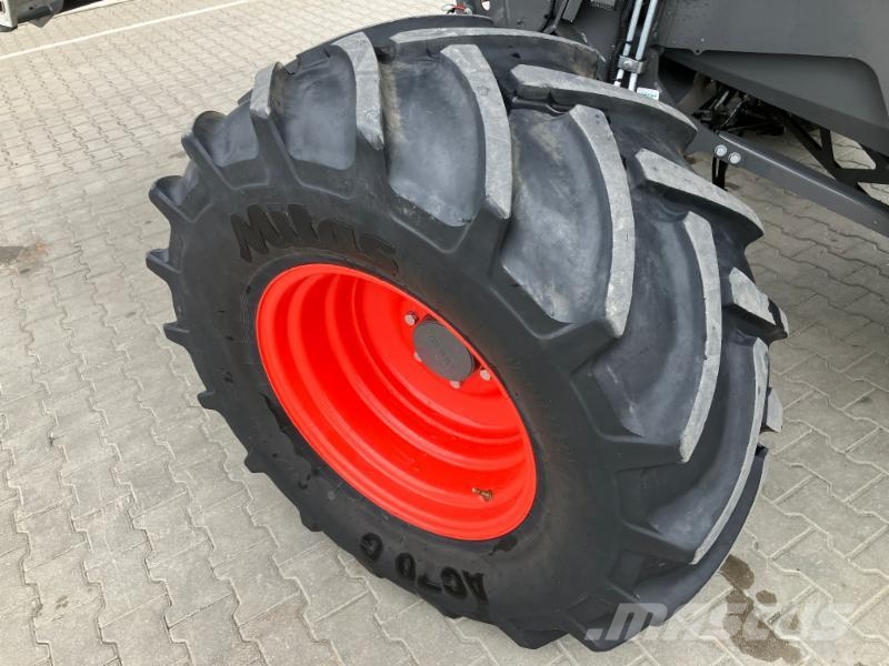 CLAAS TRION 640 Θεριζοαλωνιστικές μηχανές