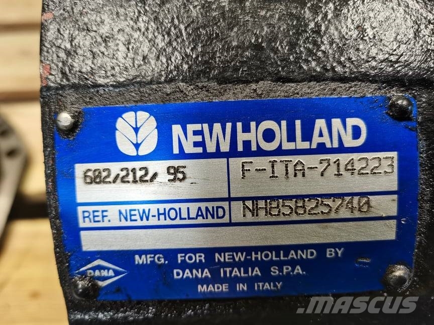 New Holland LM 435 {Spicer F-ITA-714223} differential Axles