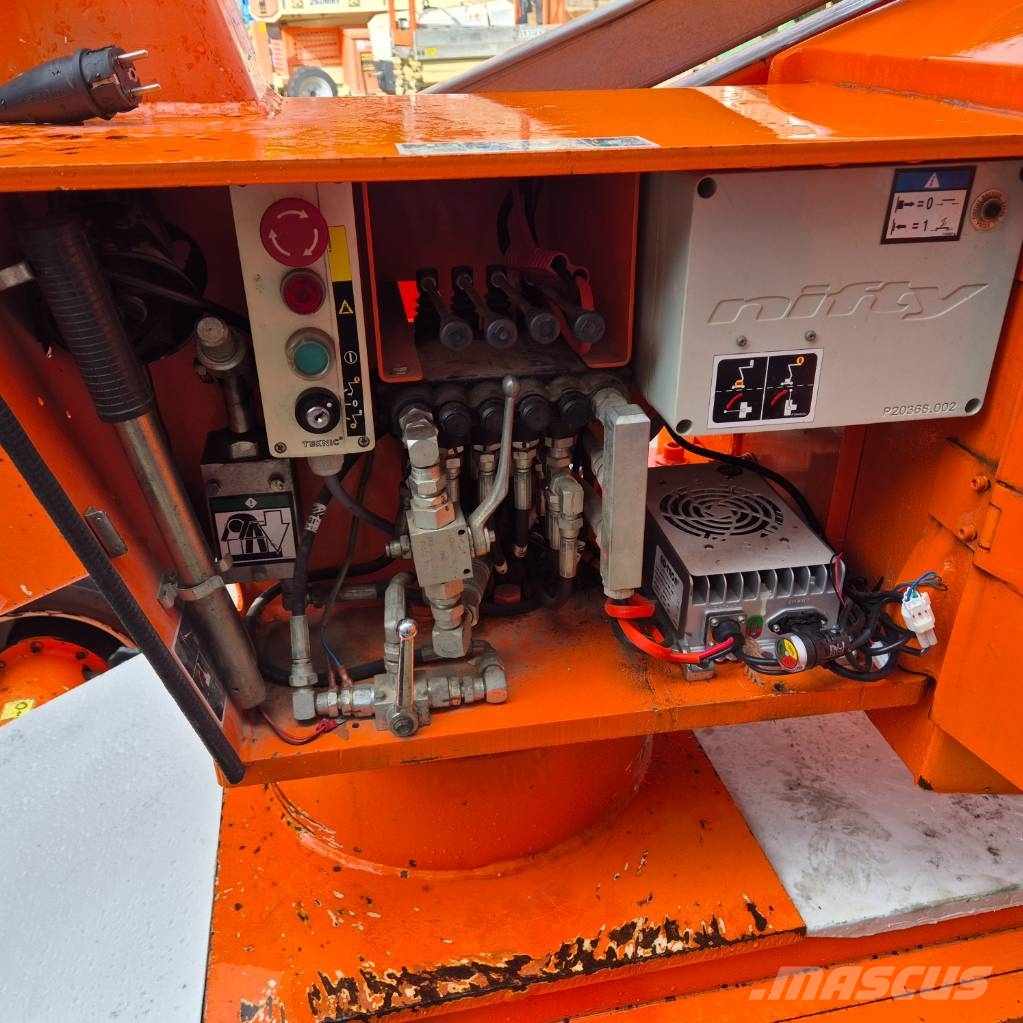 Niftylift HR 12 E رافعات سلة مفصلية