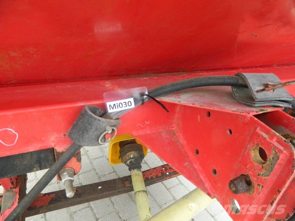 Bredal B 2 Rasturači mineralnog đubriva