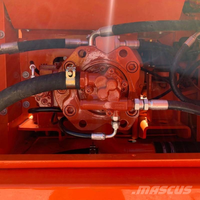 Doosan DH 225 Kāpurķēžu ekskavatori