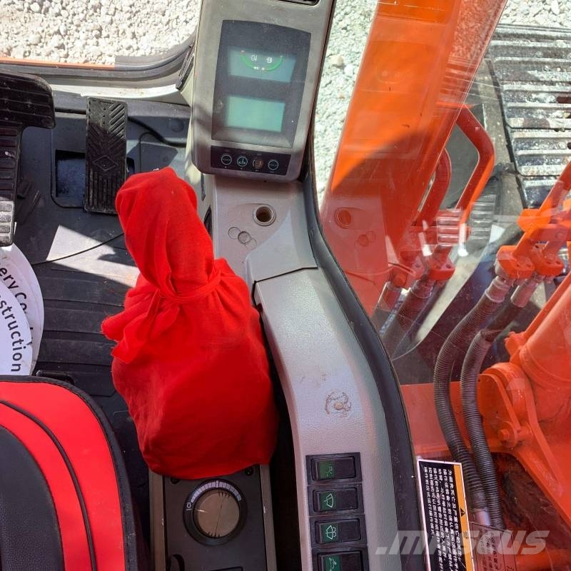 Doosan DH 225 Kāpurķēžu ekskavatori