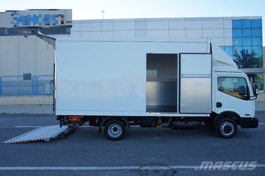 Nissan NT400 35.15 *** RESERVADO *** شاحنات مسطحة/مفصلية الجوانب