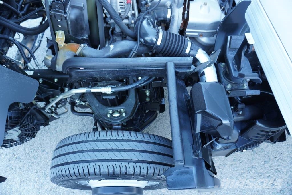 Nissan NT400 35.15 *** RESERVADO *** شاحنات مسطحة/مفصلية الجوانب