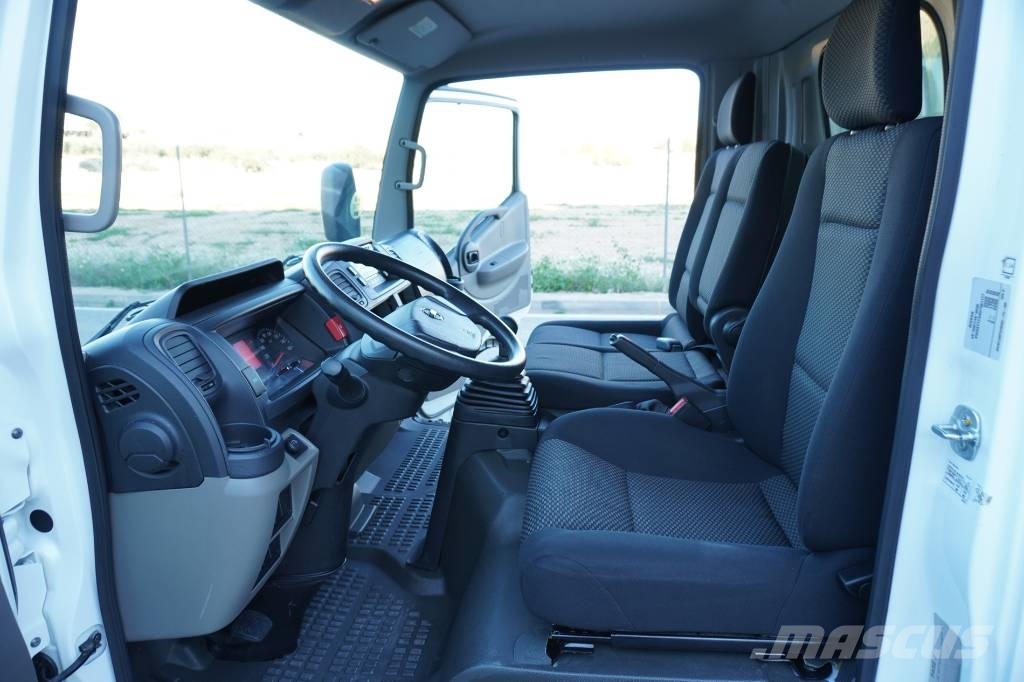 Nissan NT400 35.15 *** RESERVADO *** شاحنات مسطحة/مفصلية الجوانب