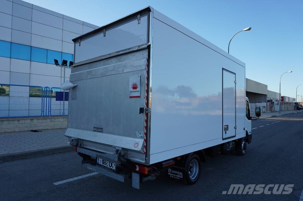 Nissan NT400 35.15 *** RESERVADO *** شاحنات مسطحة/مفصلية الجوانب