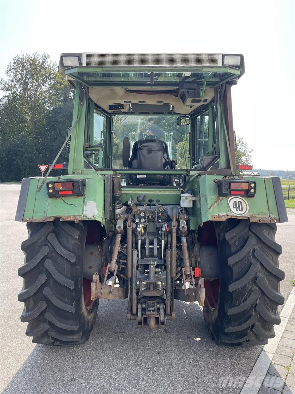 Fendt Geräteträger GTA 395 Tractors