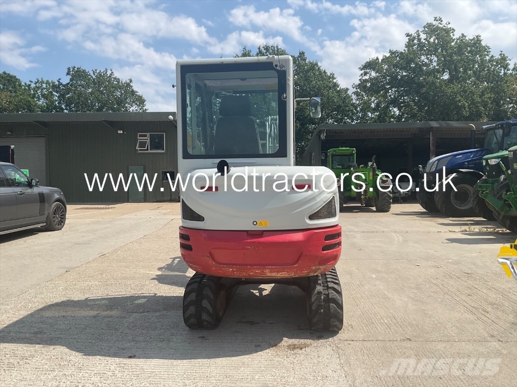 Takeuchi TB 230 Mini pelle < 7t