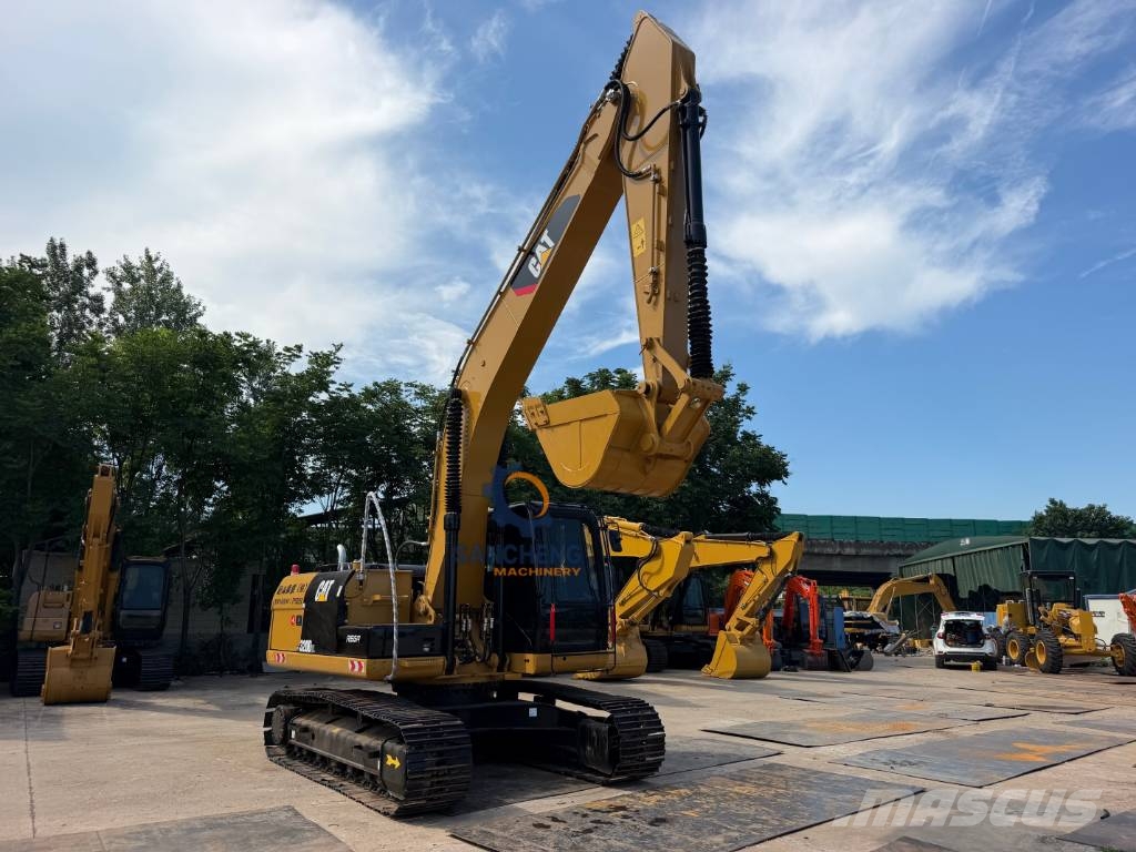 CAT 320D Верижен екскаватор