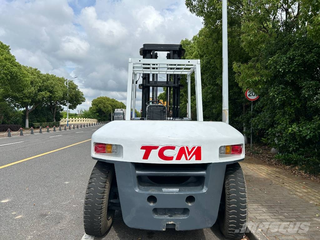 TCM FD 100 شاحنات الديزل