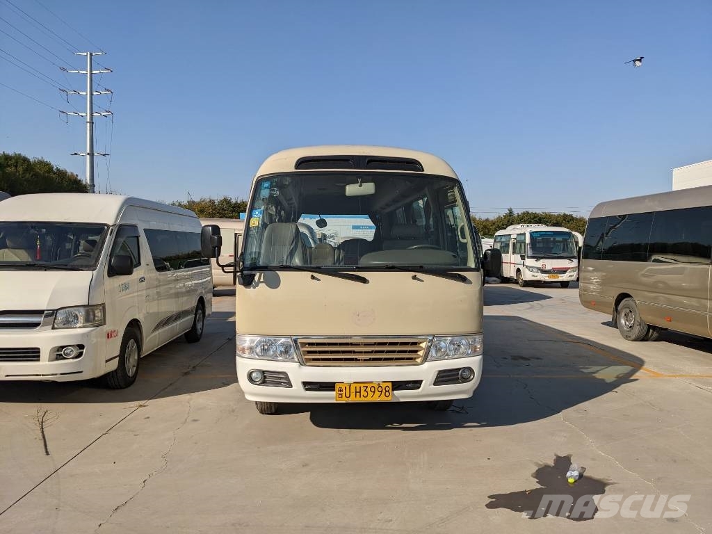 Toyota Coaster Bus 迷你巴士