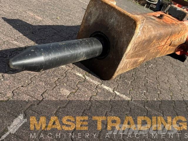 Rammer 4099 | OQ80 | Hammer | 3450KG | 36 ~ 55 TON مطارق / كسارات
