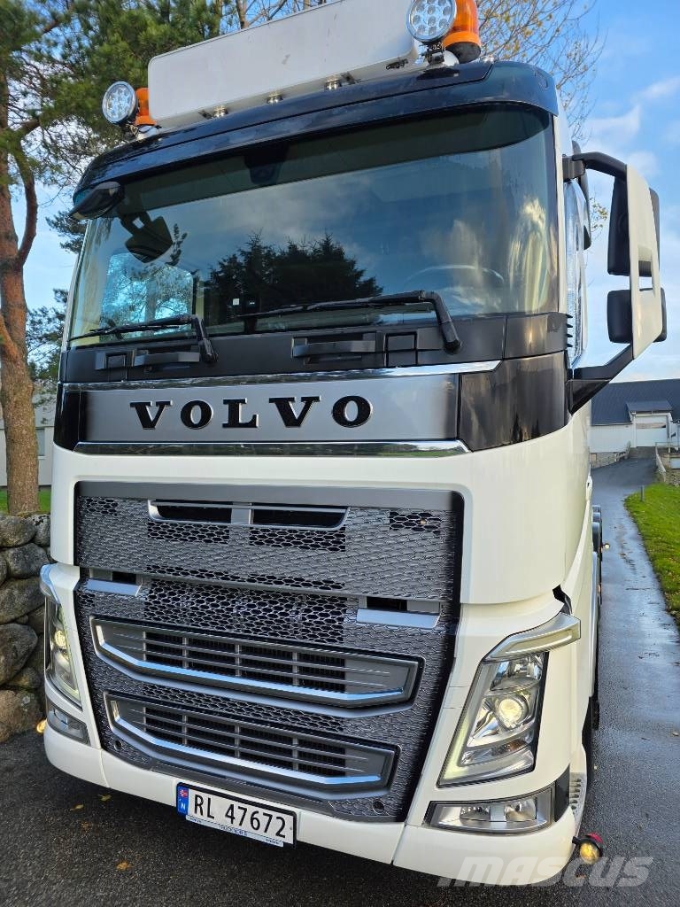 Volvo FH 8x4 Tridem – Hooklift – 2020 アームロール