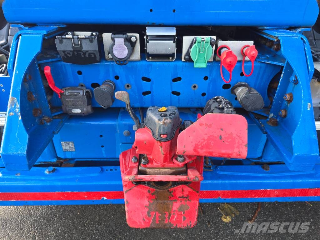 Volvo FH 8x4 Tridem – Hooklift – 2020 アームロール