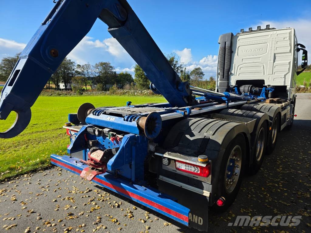 Volvo FH 8x4 Tridem – Hooklift – 2020 アームロール