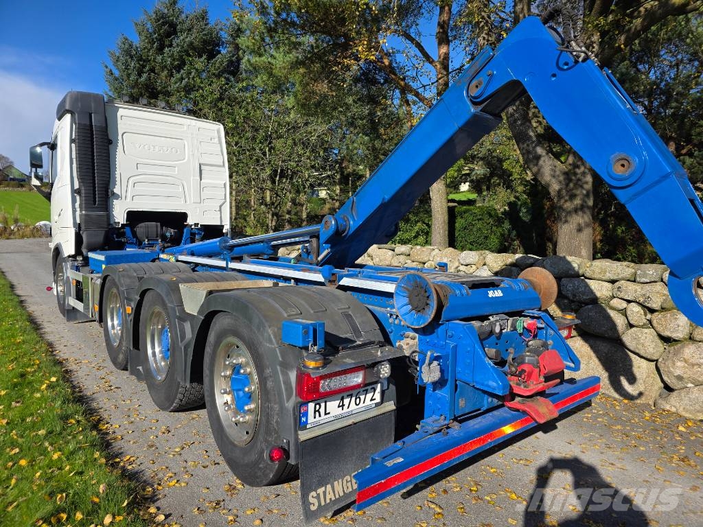 Volvo FH 8x4 Tridem – Hooklift – 2020 アームロール