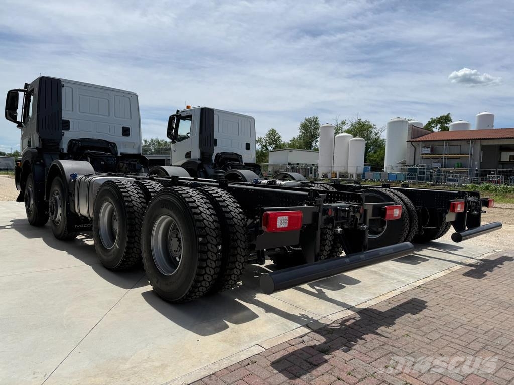 Iveco T-Way 410T54 T-Way 410T54 8x4 Chassis 40Ton Euro6 Шаси кабини