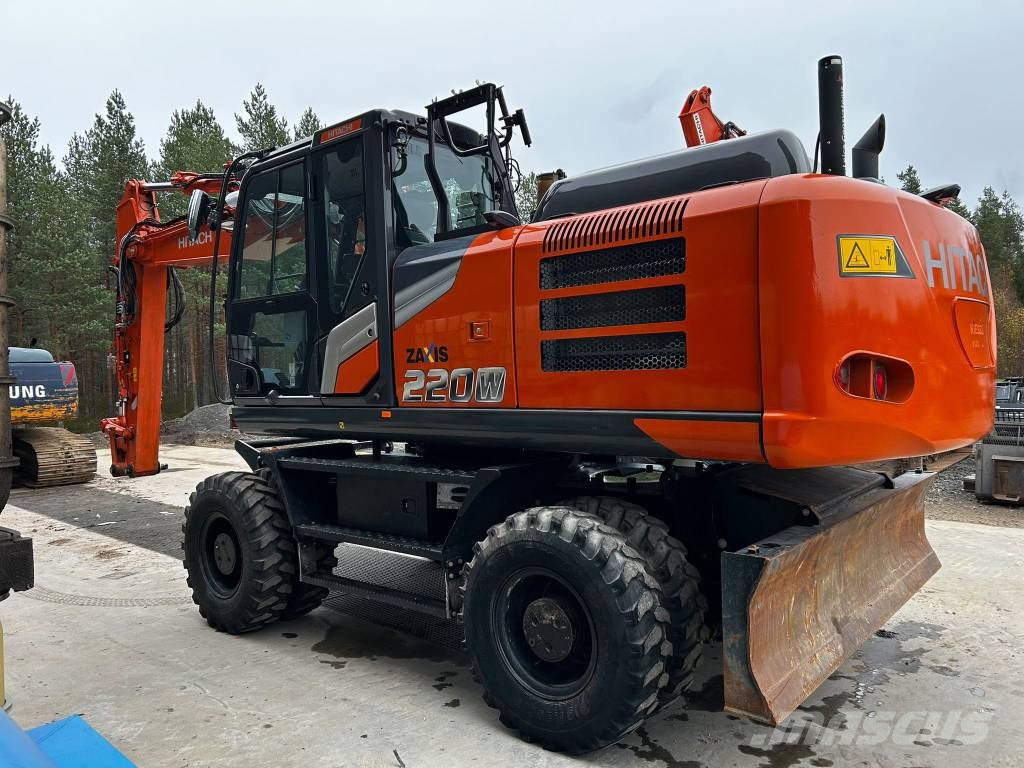 Hitachi ZX 220 W-7 / Myyty, Sold Εκσκαφείς με τροχούς - λάστιχα