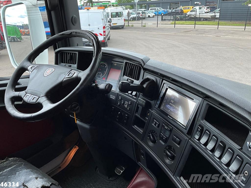 Scania R 580 8x2 V8 Retarder Euro 6 HMF 50 Tonmeter laadk Grúas todo terreno