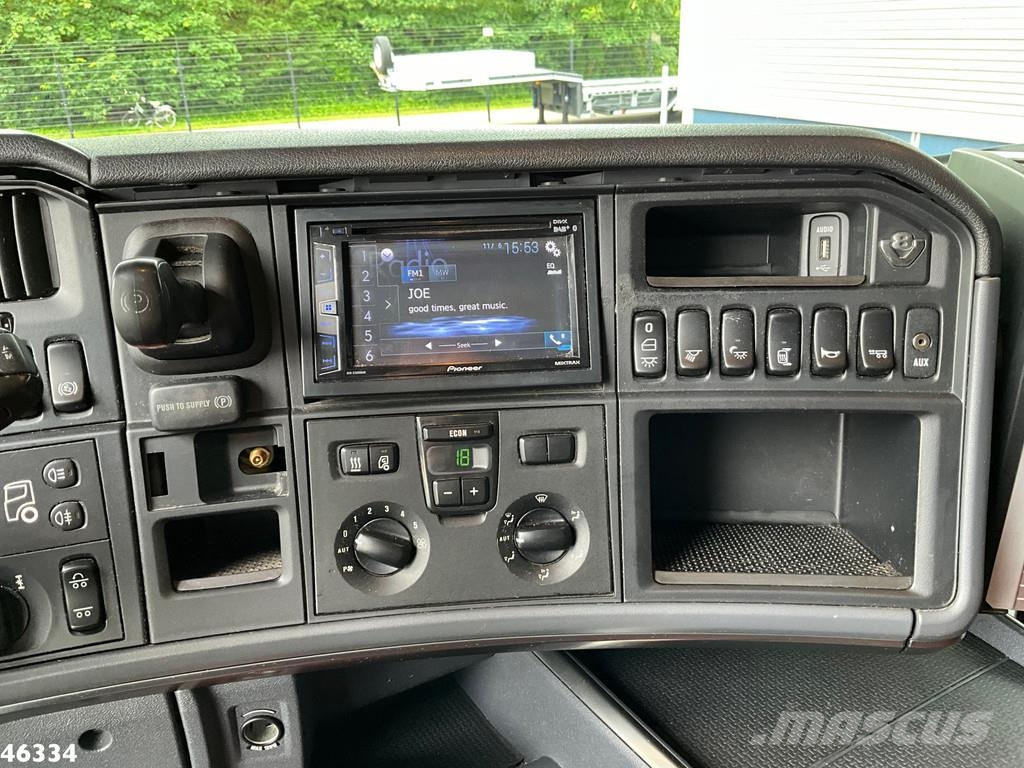 Scania R 580 8x2 V8 Retarder Euro 6 HMF 50 Tonmeter laadk Grúas todo terreno