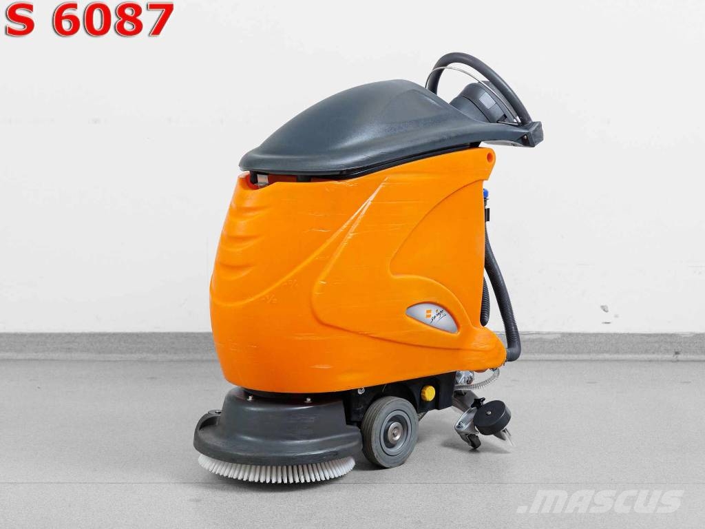 Taski Swingo 755 B - NEW BATTERIES Strojevi za čiščenje i ribanje podova